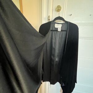 Rena Rowan Black Women's Cape Jacket